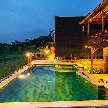 The Pyramid Ubud River Villas Payangan Exteriör bild